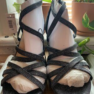 Torrid pewter strappy wedge size 9.5WW